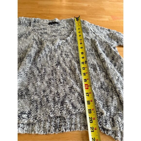 BCBG MaxAzria white/grey lagenlook oversized marled dolman sweater Size S/M - Picture 7 of 10